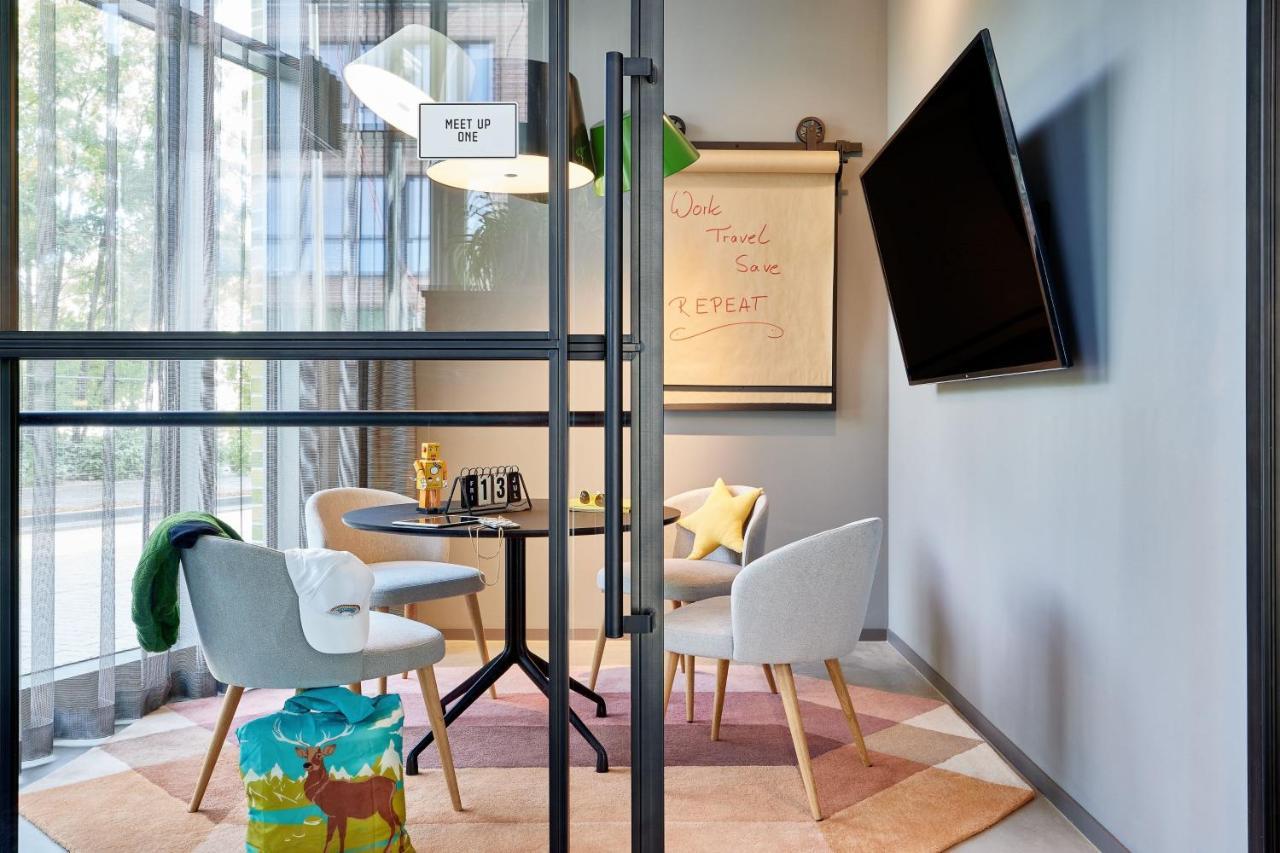 Hotel Moxy Muelheim Köln